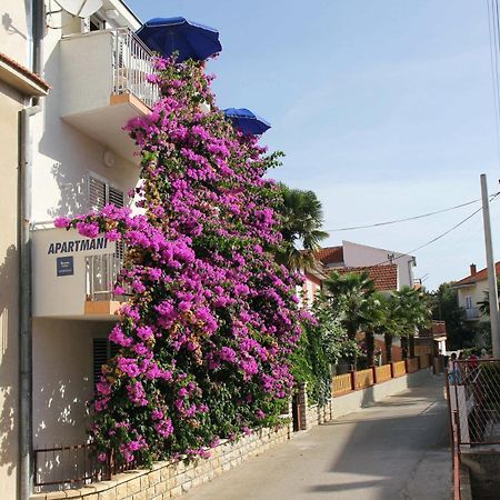 Apartments J&R Babara Biograd Na Moru Camera foto