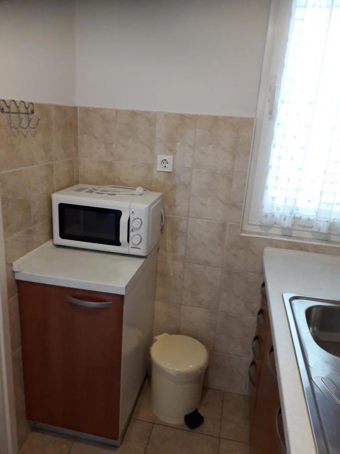 Apartments J&R Babara Biograd Na Moru Esterno foto